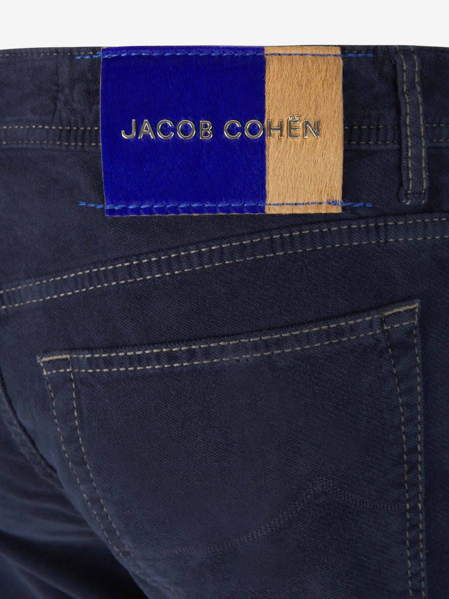 Jacob Cohën Jeans Bard Micro Pana color Azul Noche sku 522-002541 02 - Foto 4