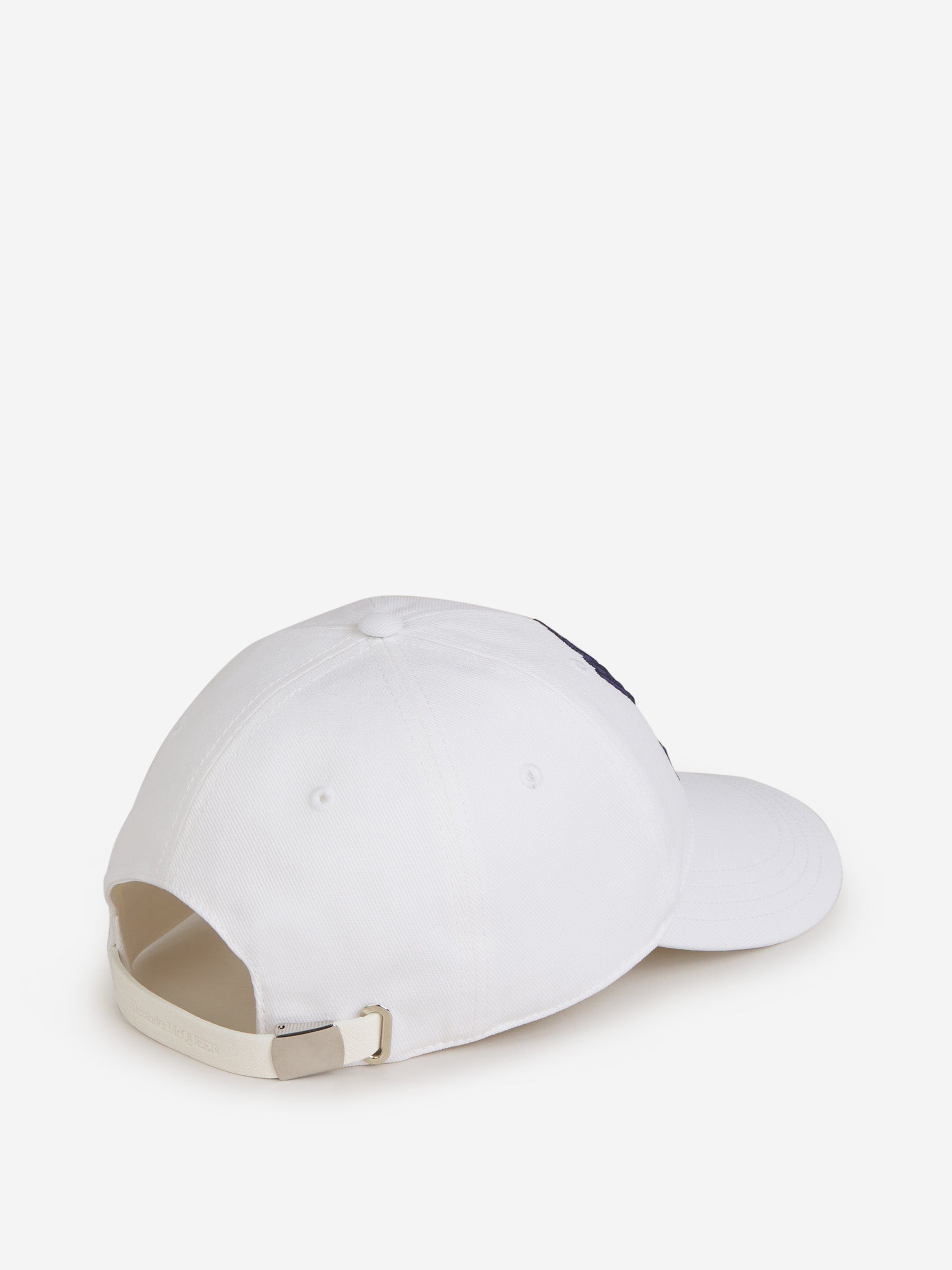 Alexander McQueen Gorra Varsity Skull color Blanco sku 695-001423 02 - Foto 4