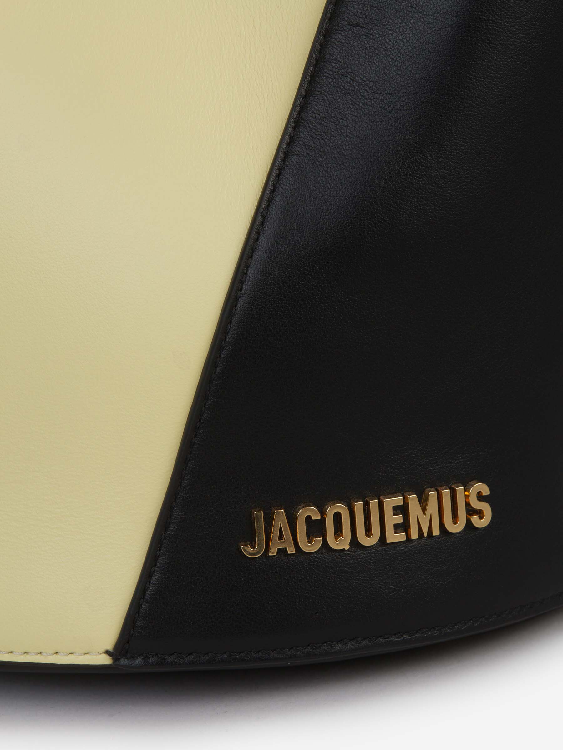 Jacquemus Bolso Le Petit Tourni color Amarillo Claro sku 810-007293 01 - Foto 7