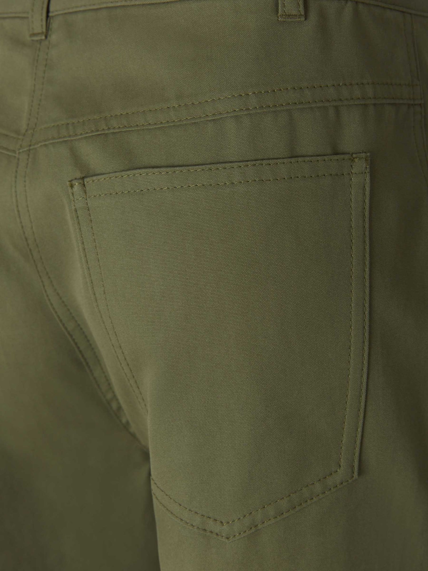 Victoria Beckham Pantalones Utility Relaxed color Verde Militar sku 761-002806 01 - Foto 4